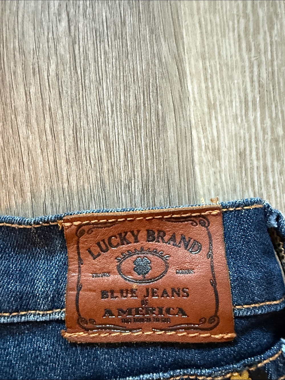 Lucky Brand Women's Dark Indigo Bootcut Jeans - Picture 5 of 5